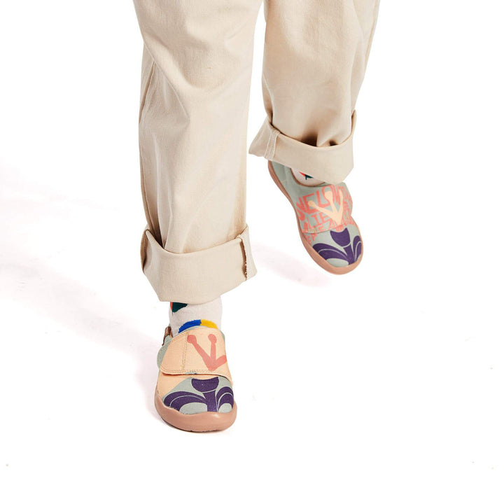 UIN Footwear Kids Flowers of Hope Kids Canvas loafers