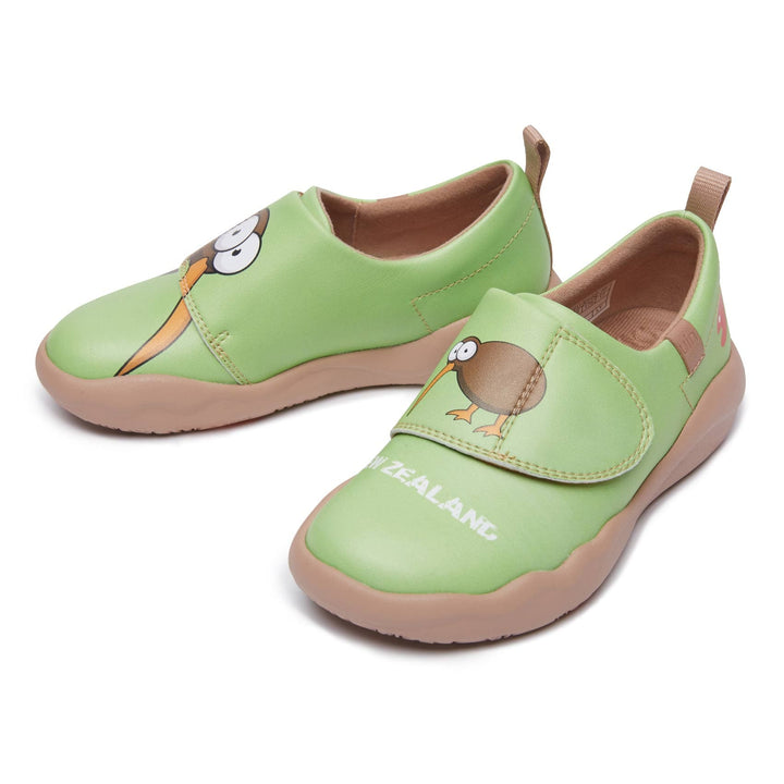 UIN Footwear Kids Kiwi-Apple Green Toledo II Kids Canvas loafers