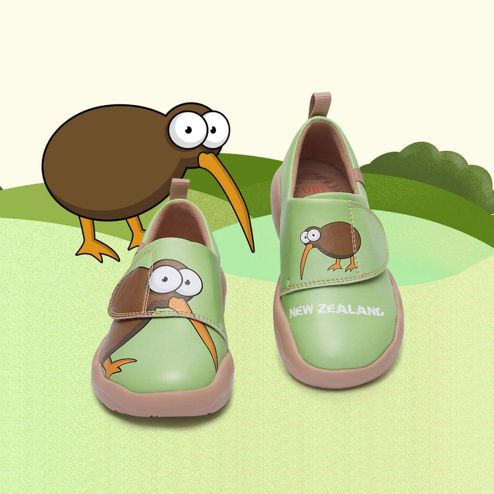 UIN Footwear Kids Kiwi-Apple Green Toledo II Kids Canvas loafers