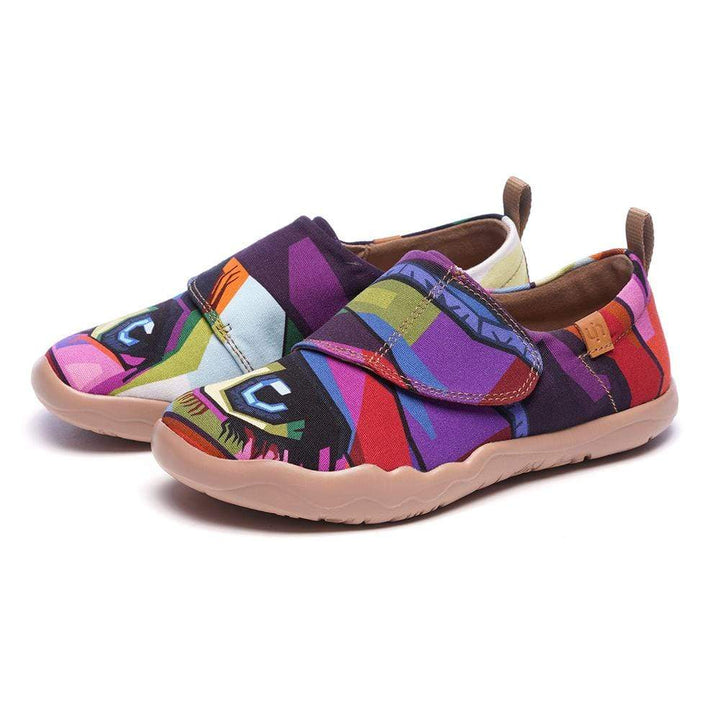 UIN Footwear Kids -Looking at You- Modern Art Painted Kids Casual Shoes Canvas loafers