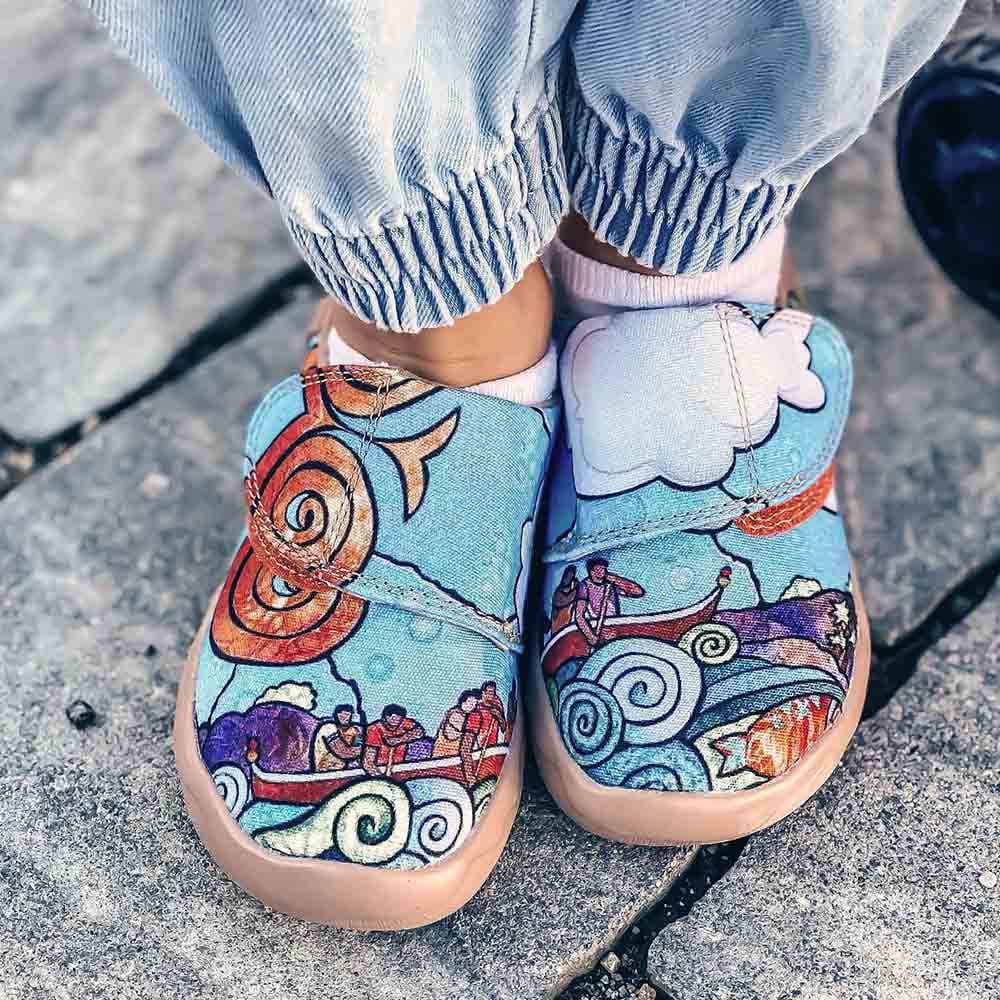 UIN Footwear Kids Ride the Wave Kids Canvas loafers