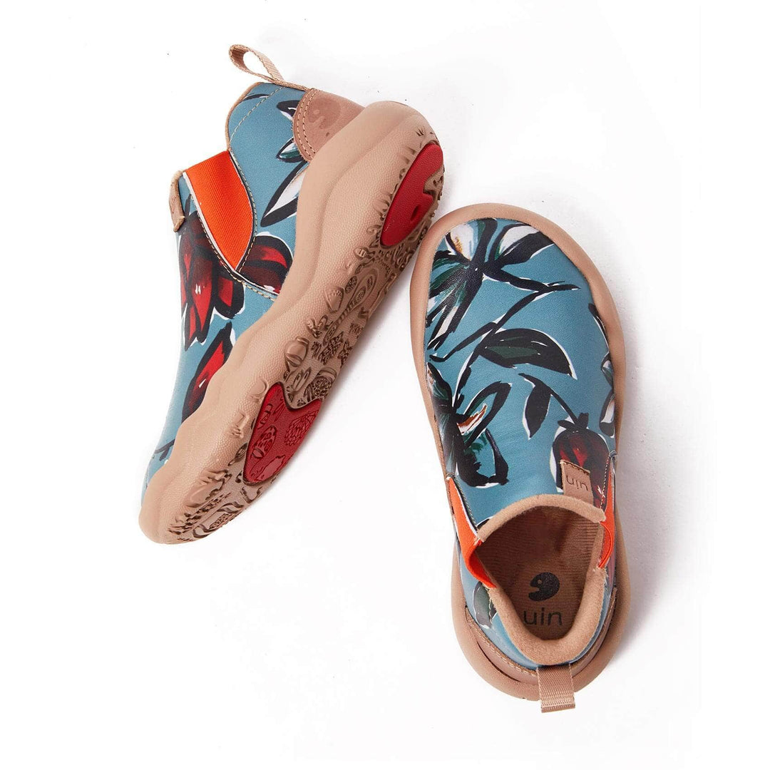 UIN Footwear Kids Rose in Blue Kids Canvas loafers