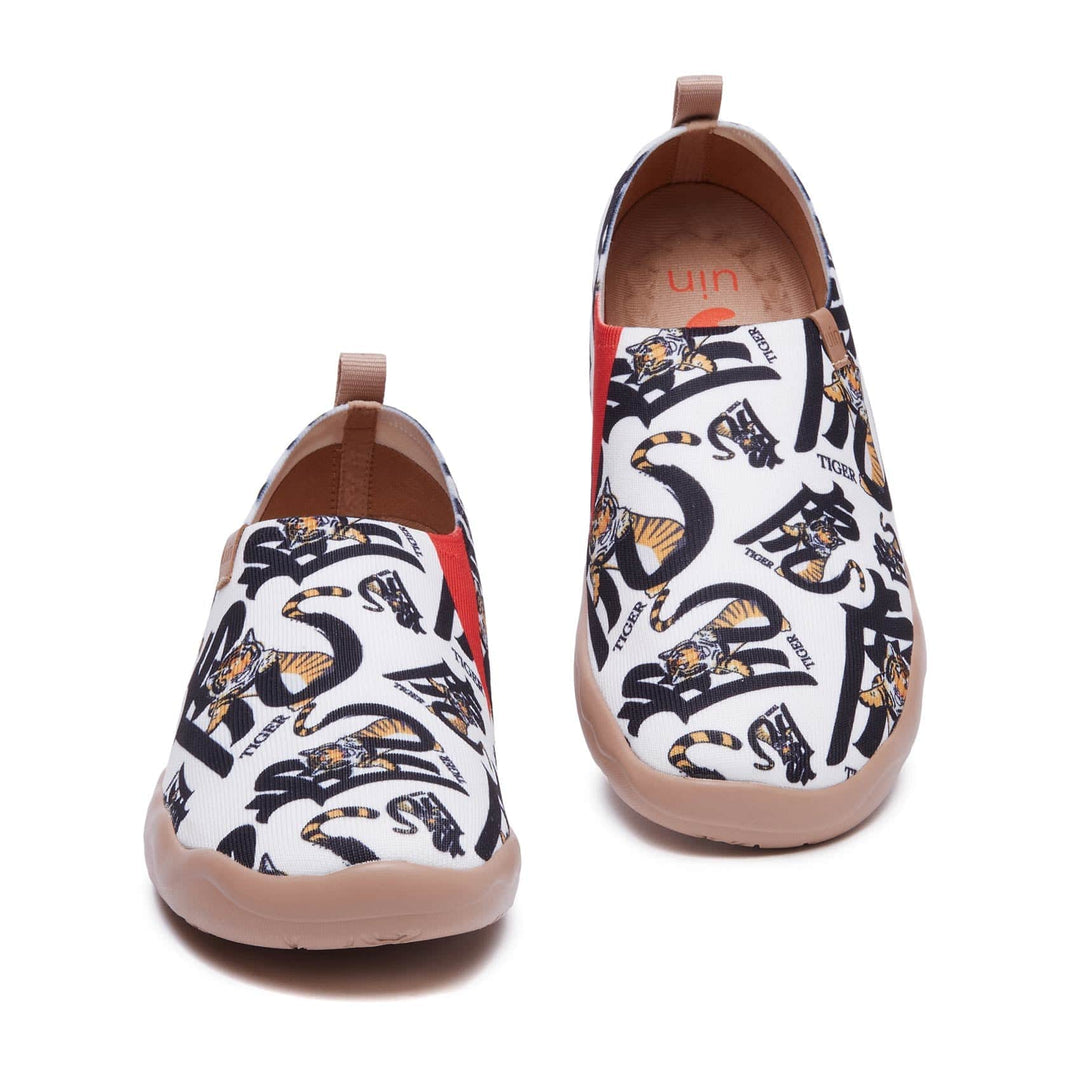 UIN Footwear Men Tiger in Calligraphy Toledo I Men Canvas loafers