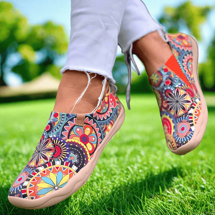 UIN Footwear Women BLOSSOM Canvas loafers