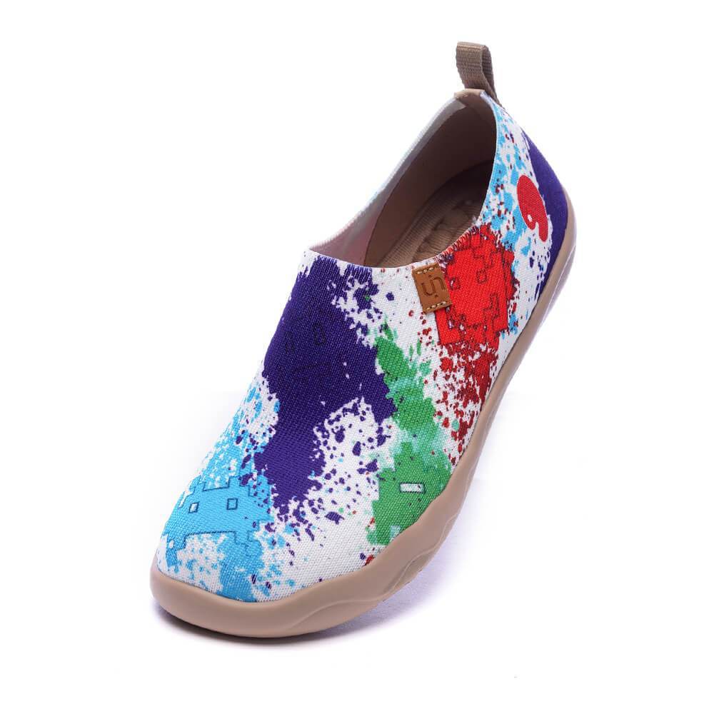 UIN Footwear Women Colorful Universe Canvas loafers