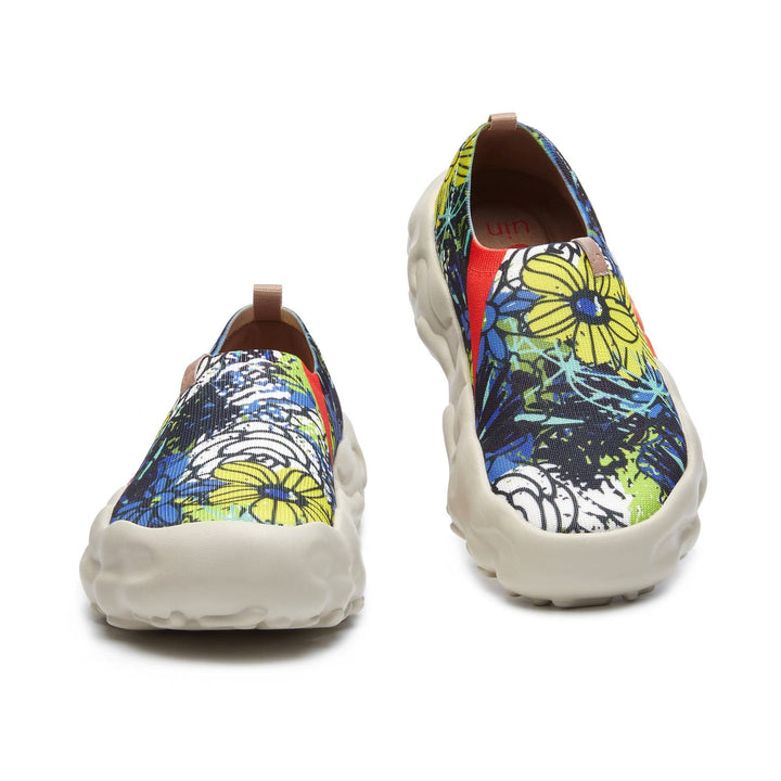 UIN Footwear Women Floral Graffiti Toledo XIII Women Canvas loafers