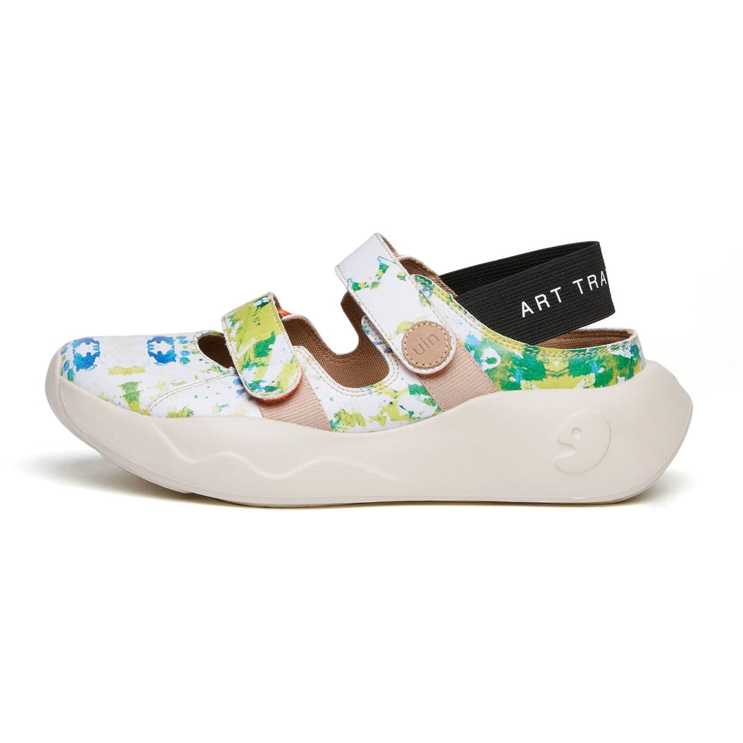 UIN Footwear Women Floral Suffusion San Sebastian III Women Canvas loafers