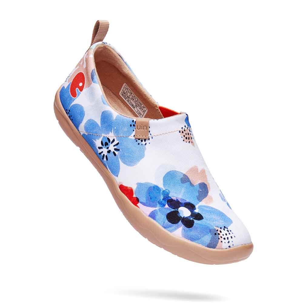 UIN Footwear Women Forget Me Nots Women Canvas loafers