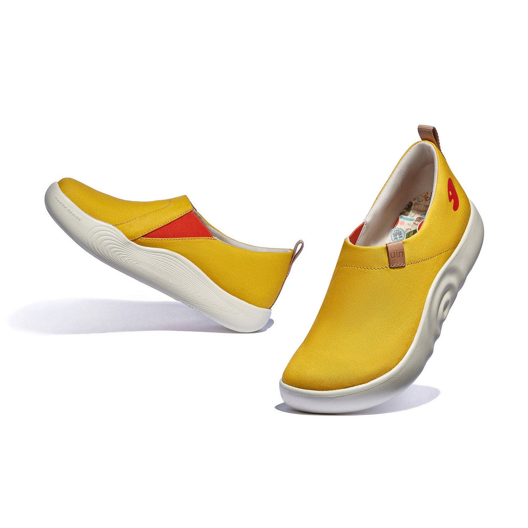 UIN Footwear Women Lemon Chrome Toledo X Women Canvas loafers