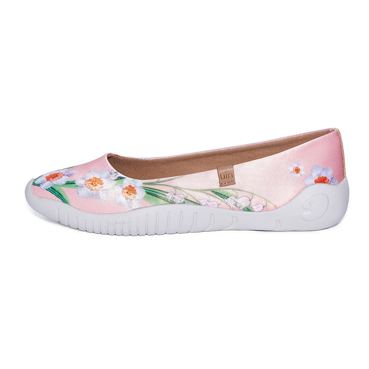 UIN Footwear Women Lily of the Valley 2 Minorca III Women Canvas loafers