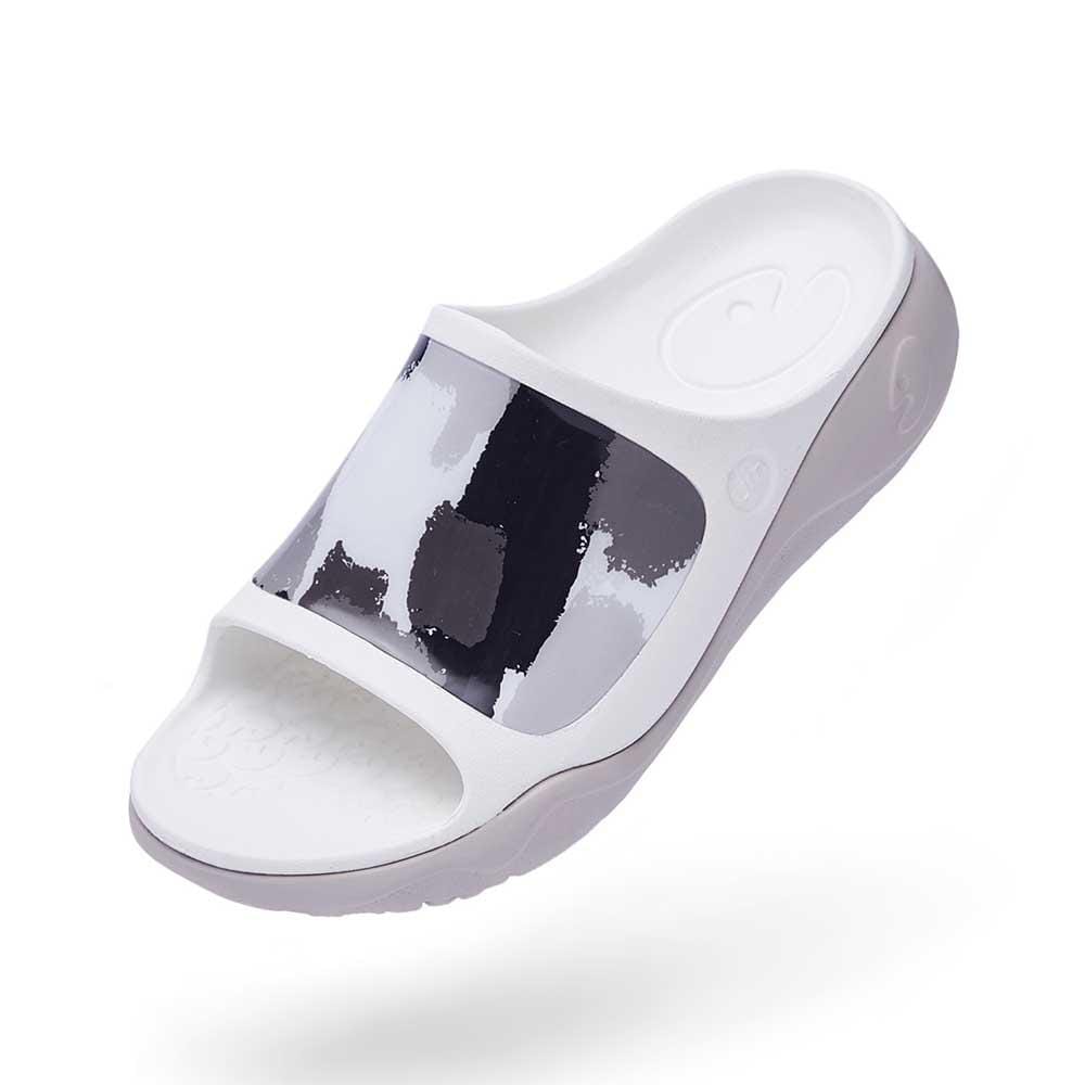 UIN Footwear Women Magical Ink Ibiza Slides Canvas loafers