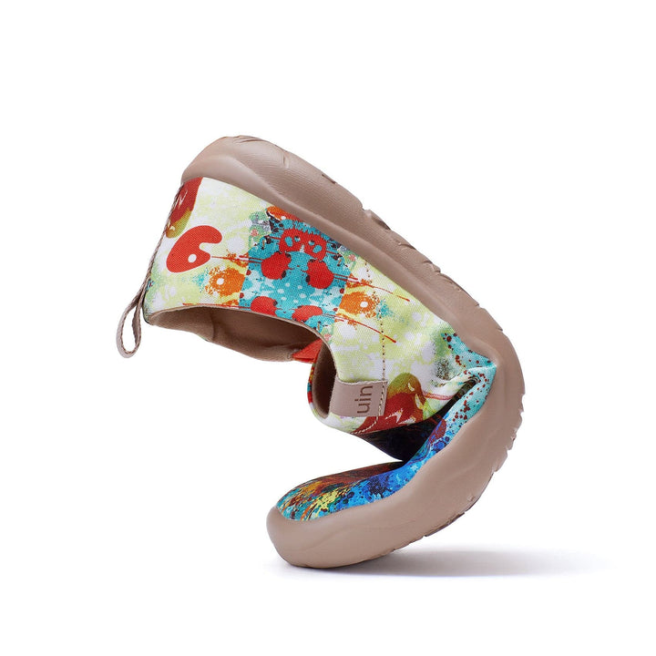 <transcy>MOTTLED BUTTERFLY Unieke artistieke dames flats</transcy>