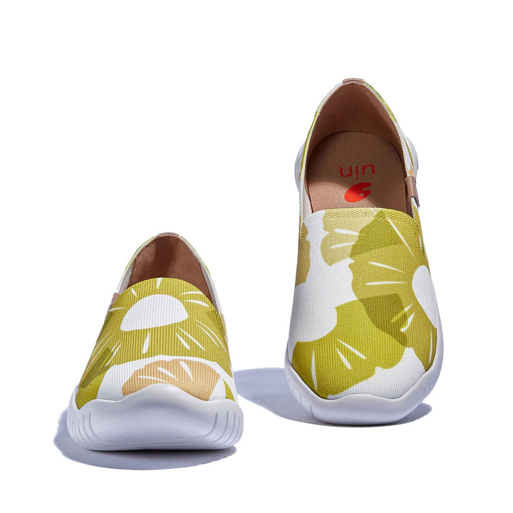 UIN Footwear Women Pineapple Slices Menorca II Women Canvas loafers