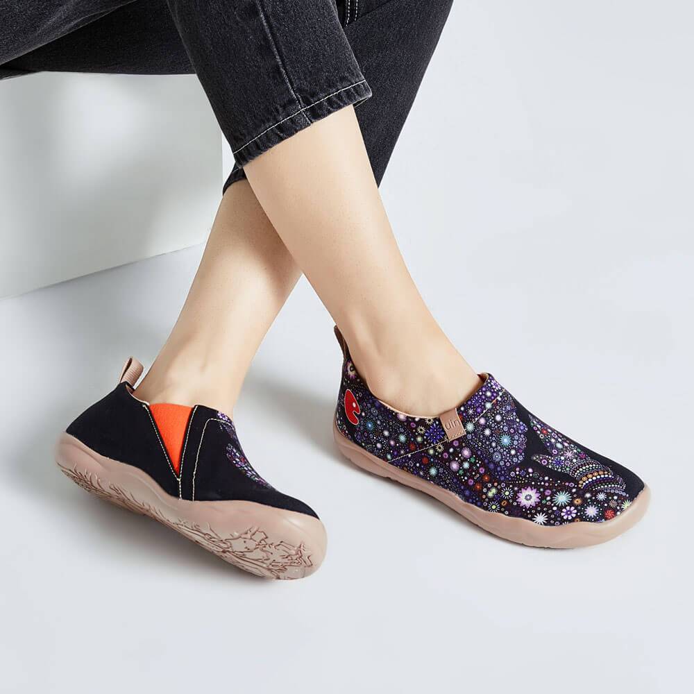 UIN Footwear Women PRAY FOR GOODNESS Canvas loafers