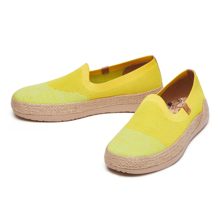 UIN Footwear Women Rare Mango Marbella II Women Canvas loafers