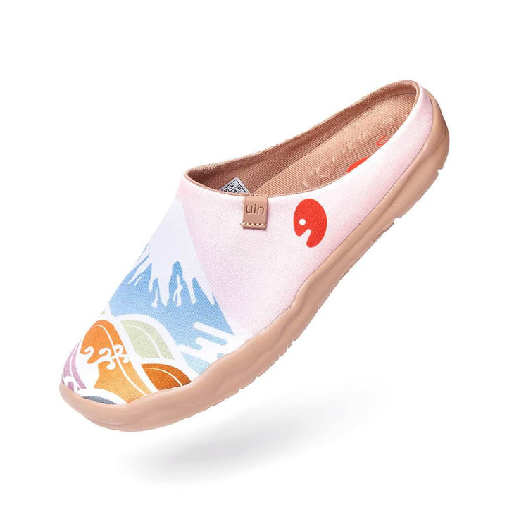 UIN Footwear Women Spring in Mount Fuji Slipper Canvas loafers