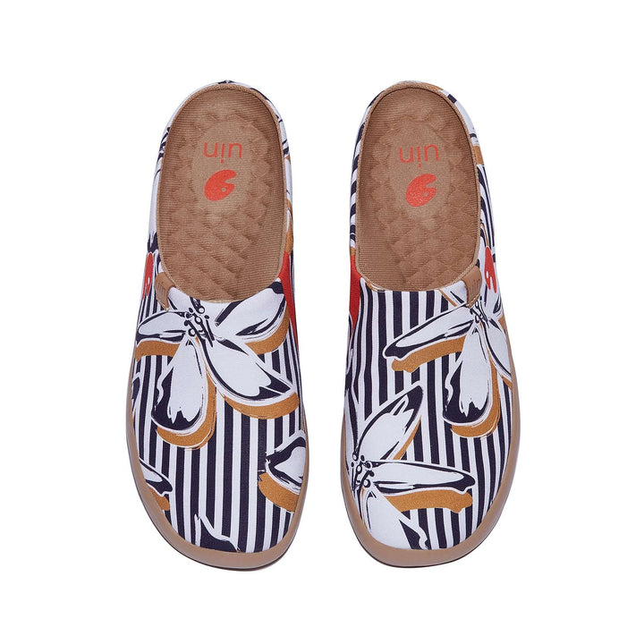 UIN Footwear Women Striped Flowers Malaga Women Canvas loafers