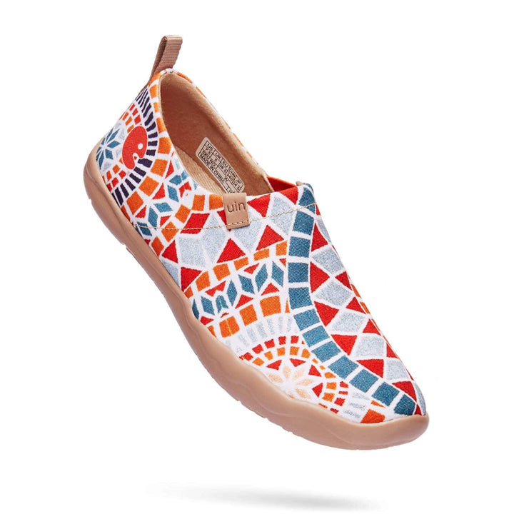 UIN Footwear Women Sunshine in Morocco Canvas loafers