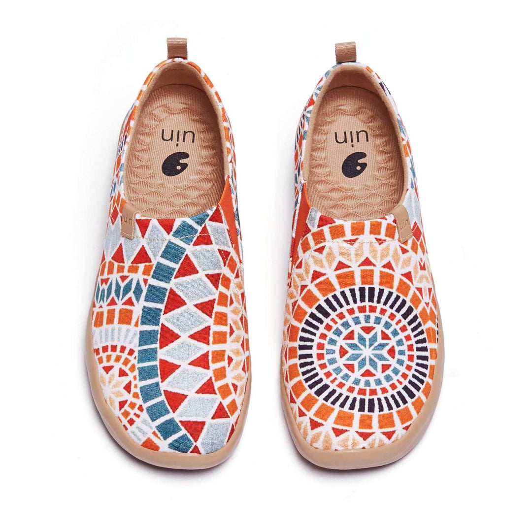 UIN Footwear Women Sunshine in Morocco Canvas loafers