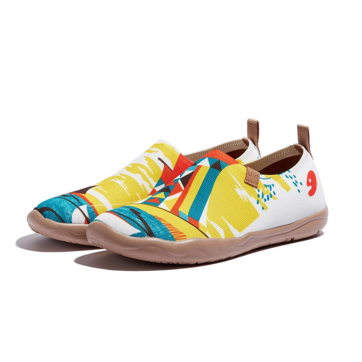 UIN Footwear Women Surfing by Sea Toledo I Women Canvas loafers