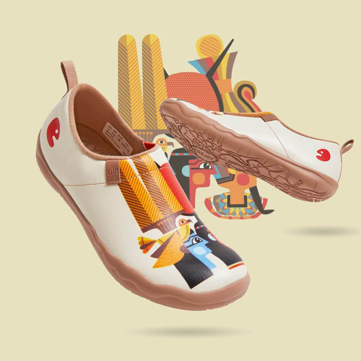 UIN Footwear Women The Pharaoh’s Family Canvas loafers