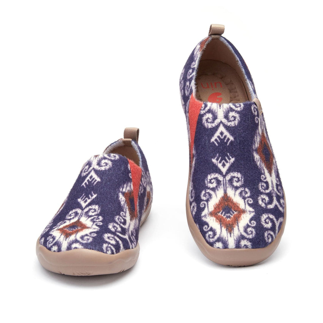 UIN Footwear Women Tribal Pattern Toledo I Women Canvas loafers