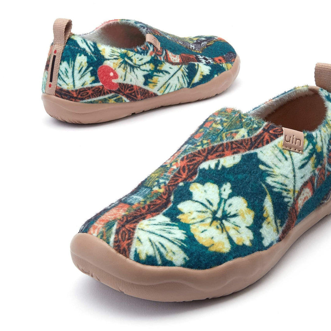 UIN Footwear Women Tropical Tribe Toledo I Women Canvas loafers