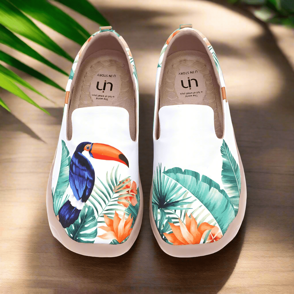 UIN Footwear Women Tropical Vibe Canvas loafers