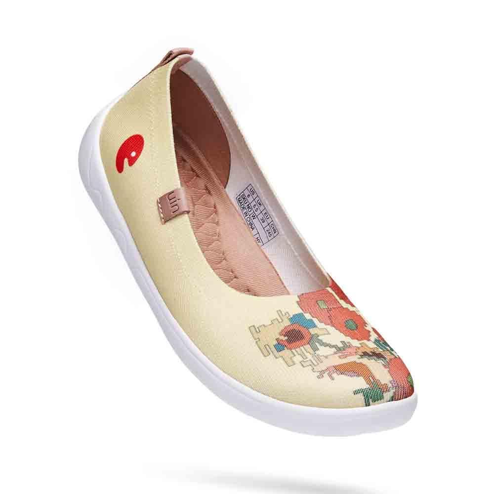 UIN Footwear Women Wildflower Valencia Canvas loafers