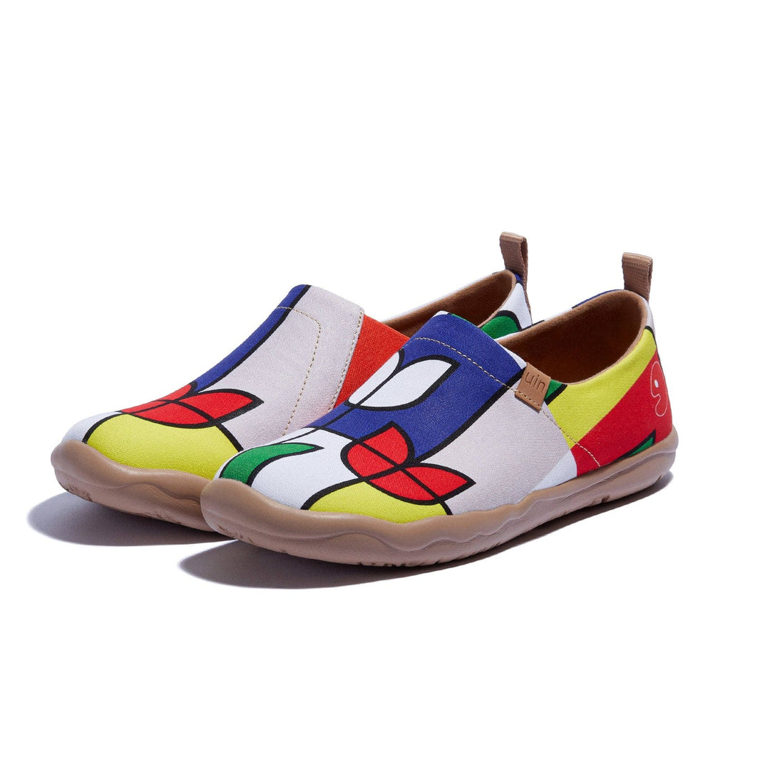 UIN Footwear Women Geometric Tulips Toledo I Women Canvas loafers