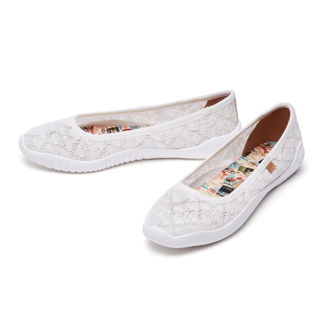 UIN Footwear Women White Lace Minorca III Women Canvas loafers